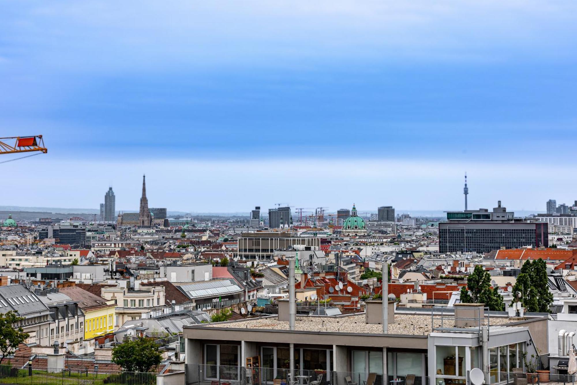 Vintage + View + Balcony - The Original * Vienne